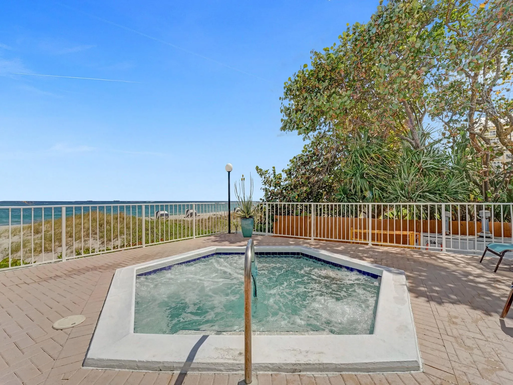 1010 S Ocean Blvd, #912