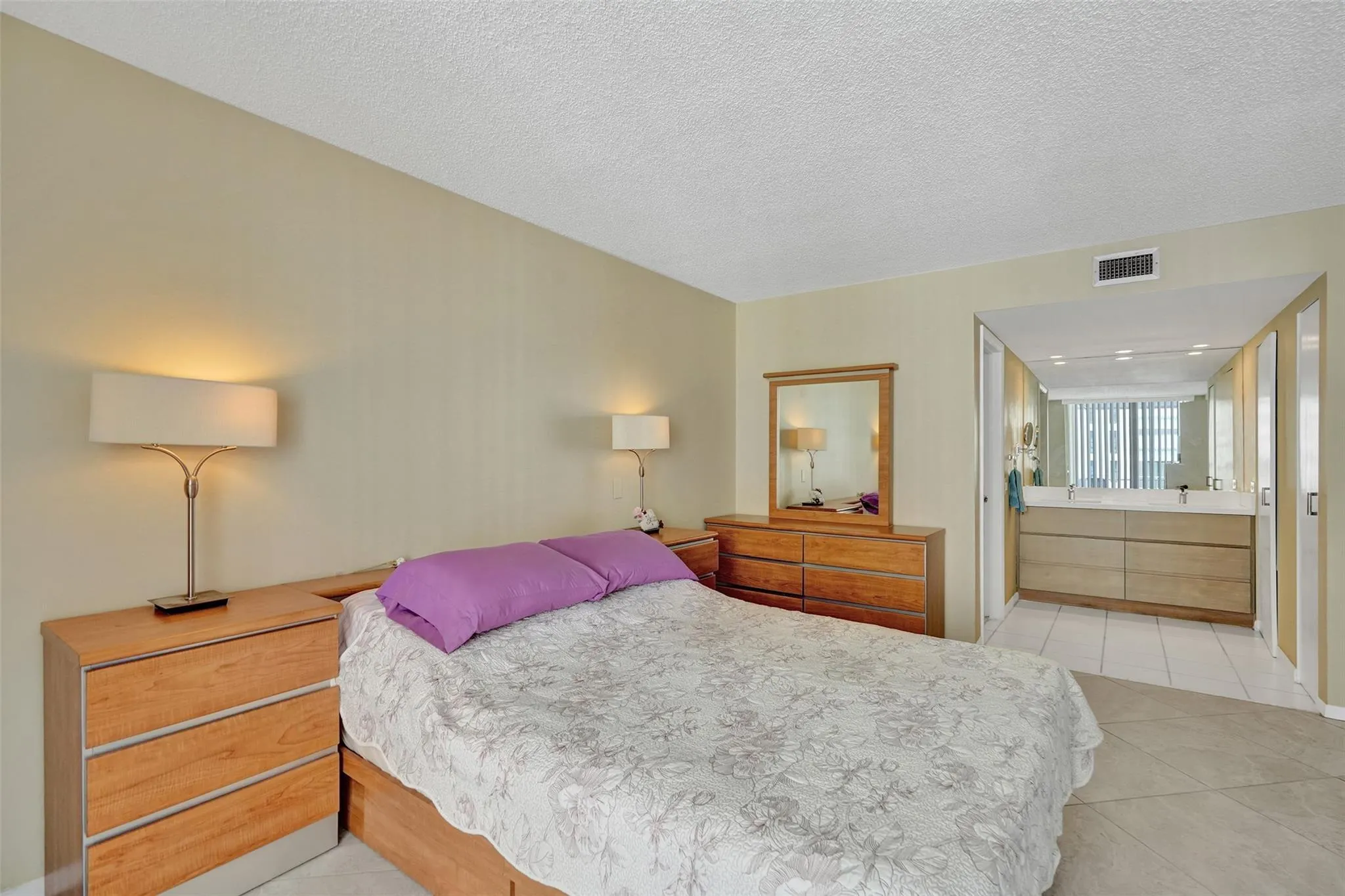 1010 S Ocean Blvd, #912