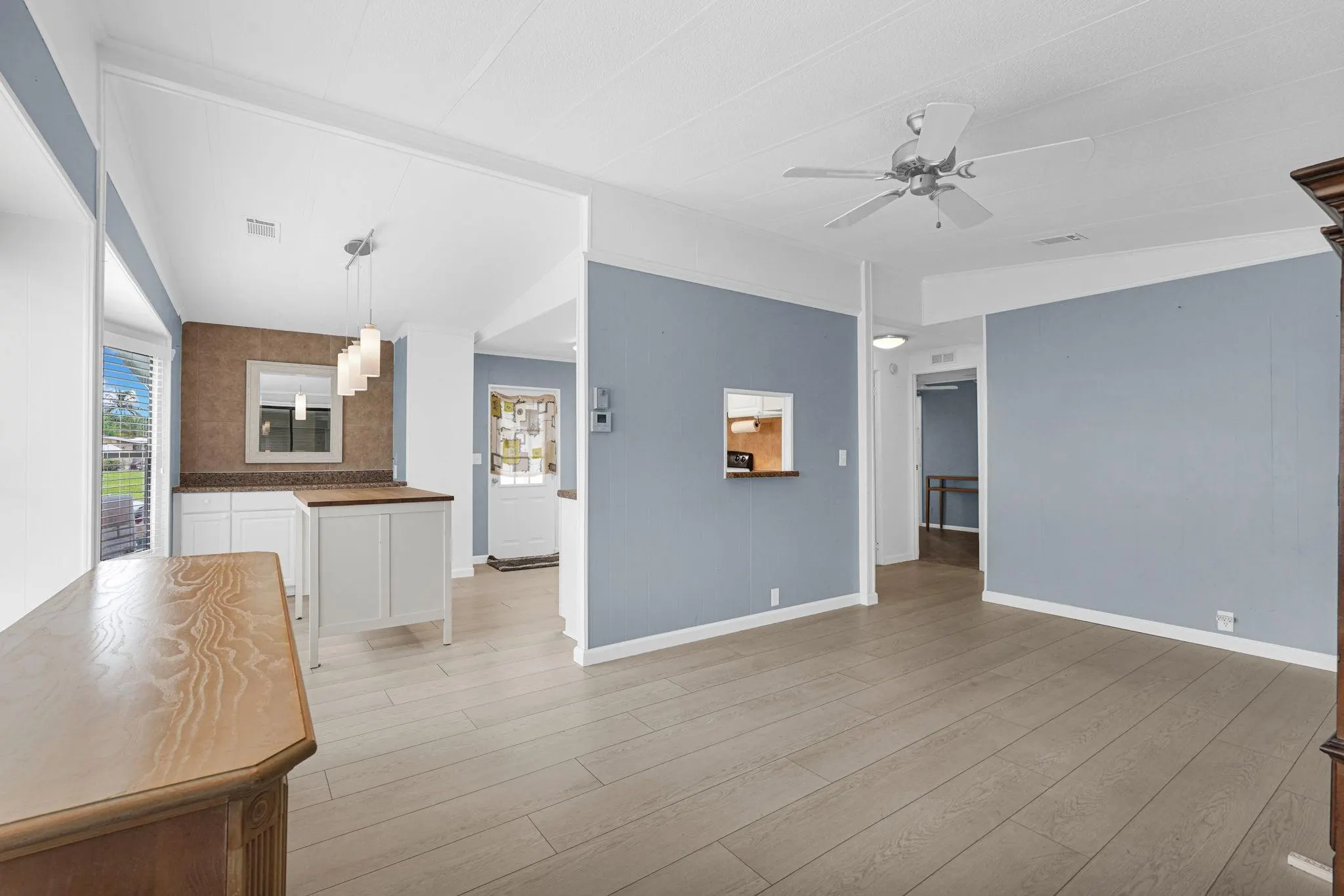 713 Sunny South Avenue