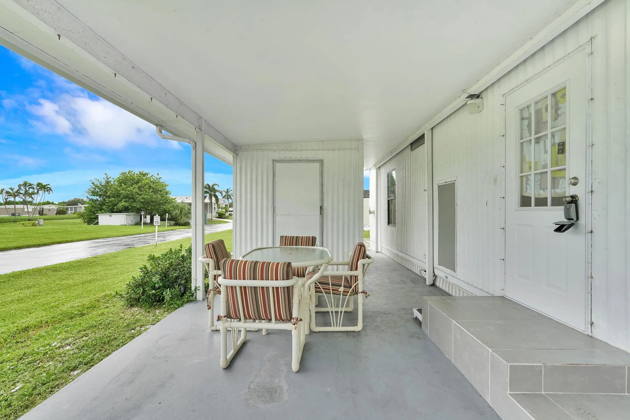 713 Sunny South Avenue