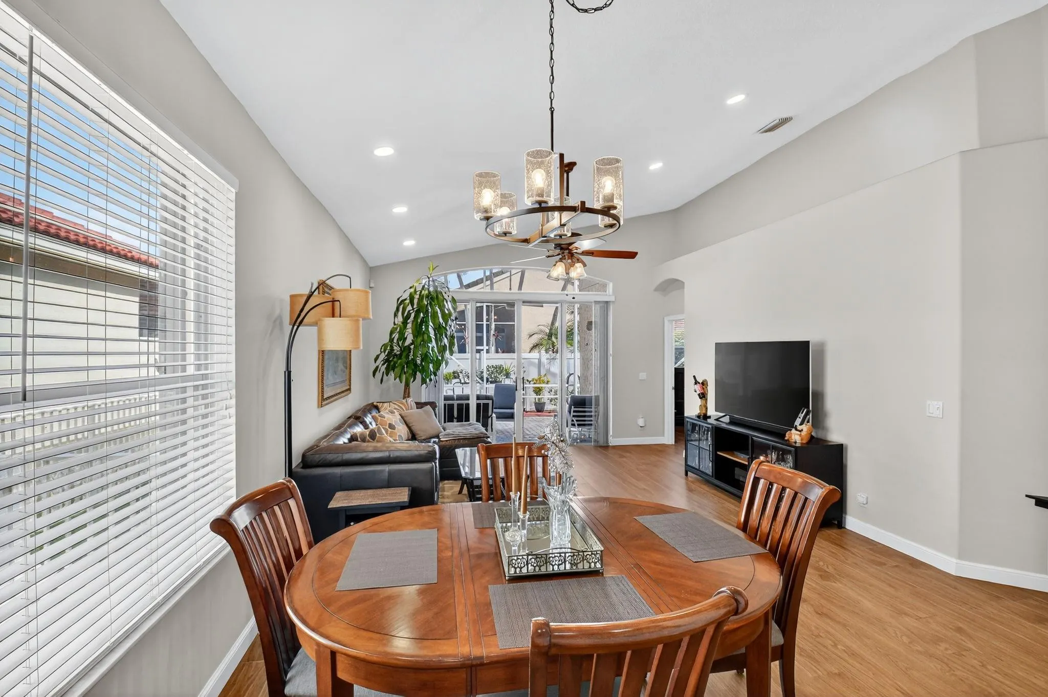 7045 Del Corso Lane