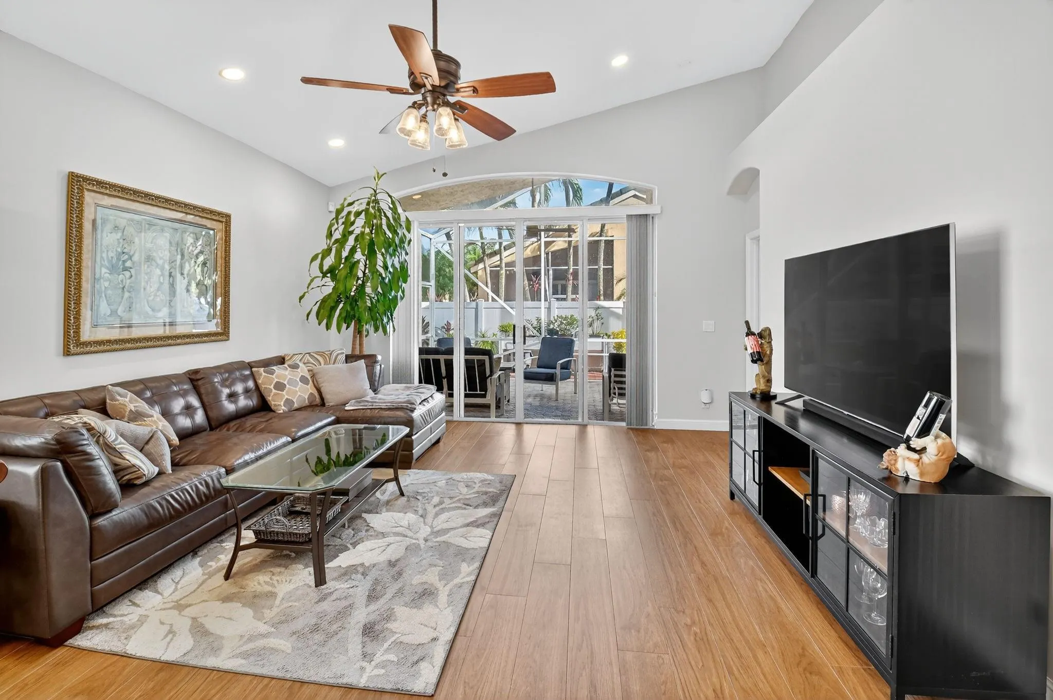 7045 Del Corso Lane