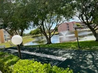 9101 Sunrise Lakes Blvd, #117