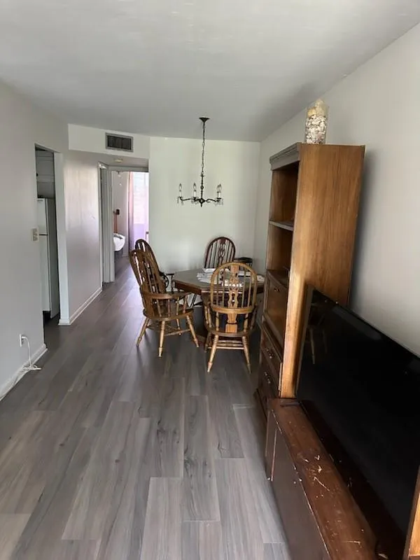 9101 Sunrise Lakes Blvd, #117