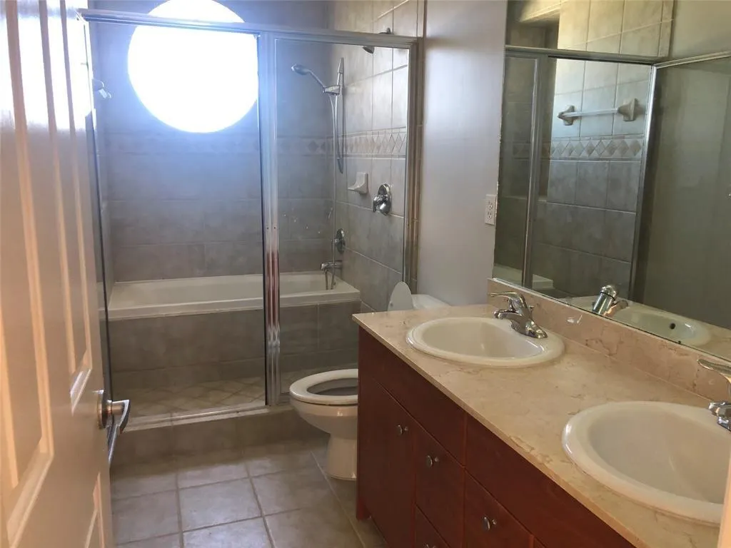 2335 Vintage Dr, #2335