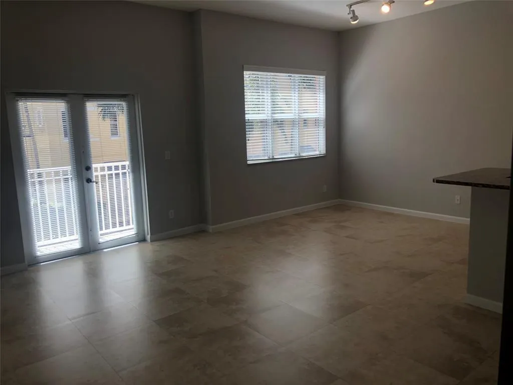 2335 Vintage Dr, #2335