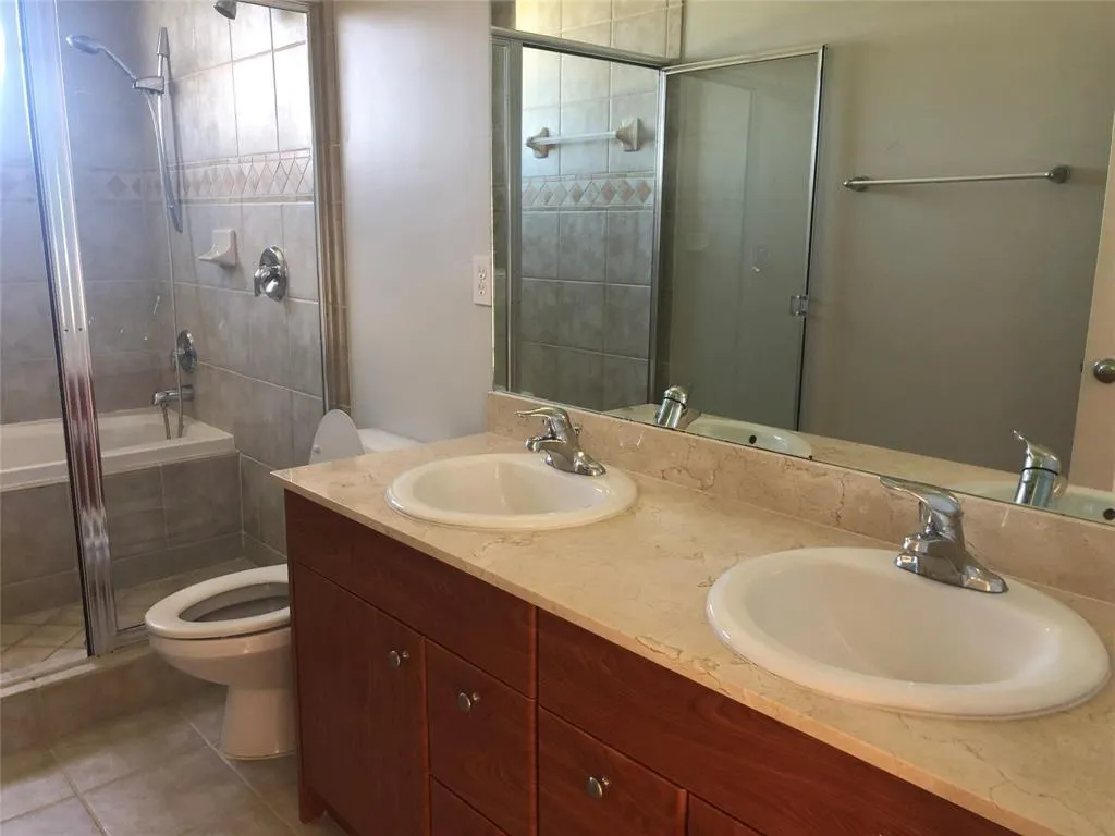 2335 Vintage Dr, #2335