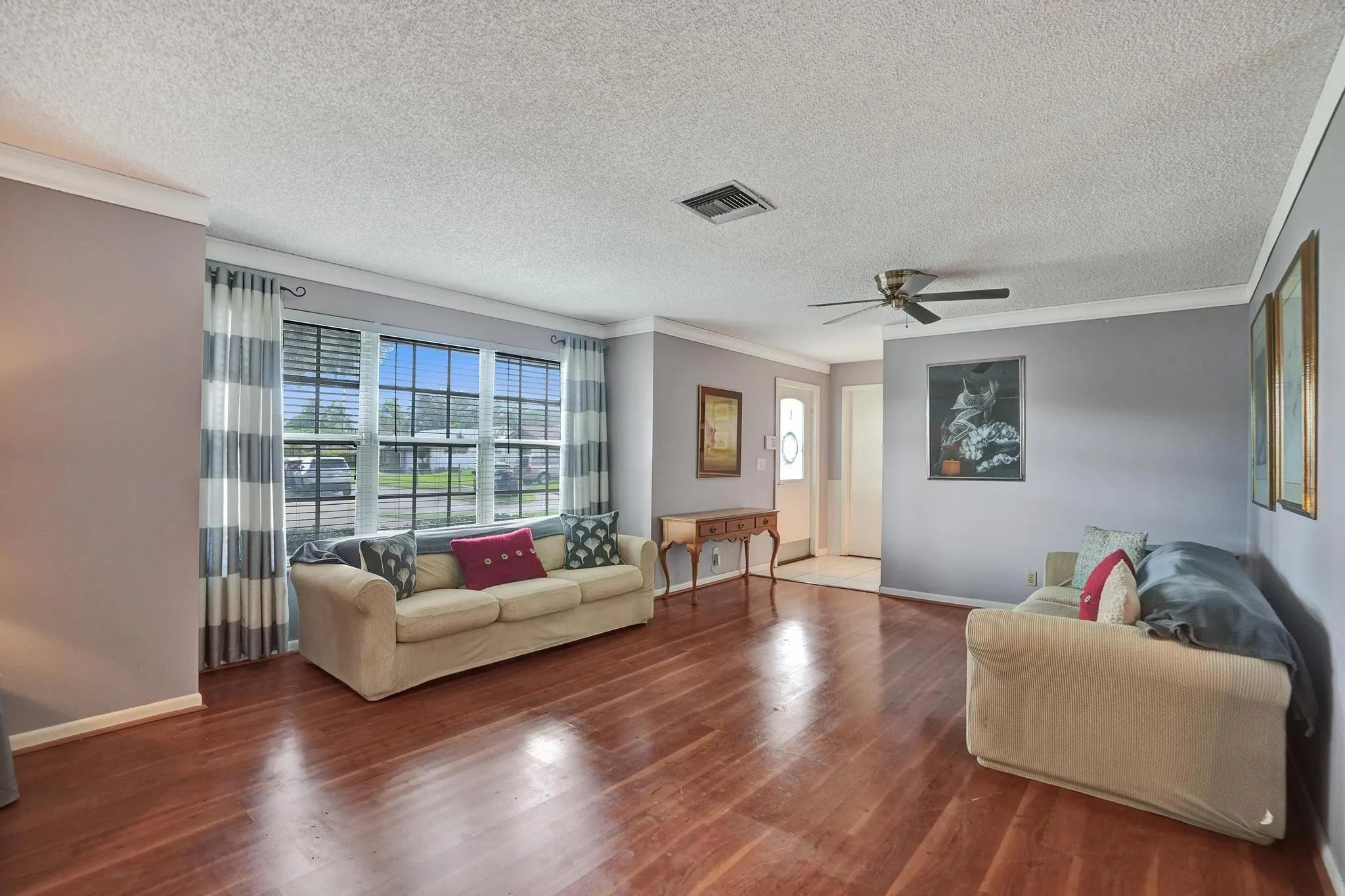 601 NW 76th Ter