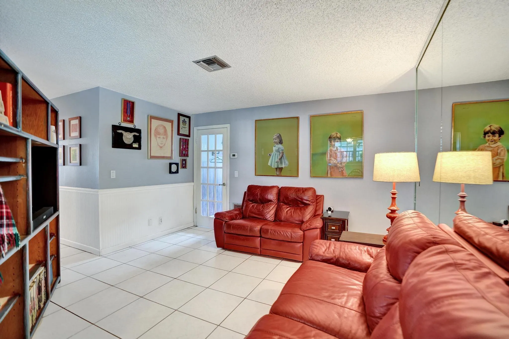 601 NW 76th Ter