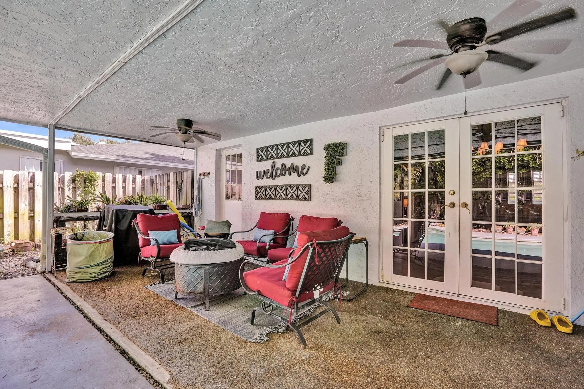 601 NW 76th Ter