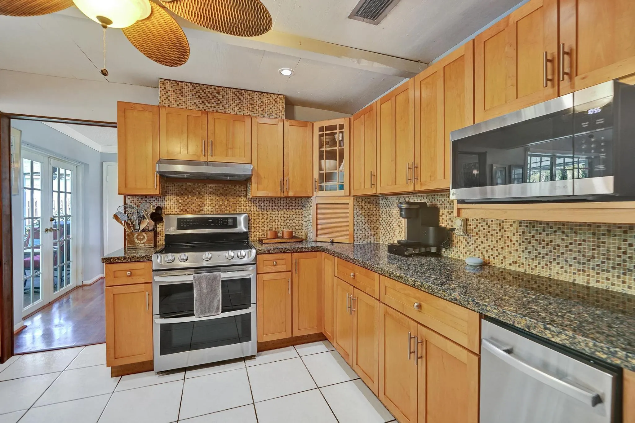 601 NW 76th Ter