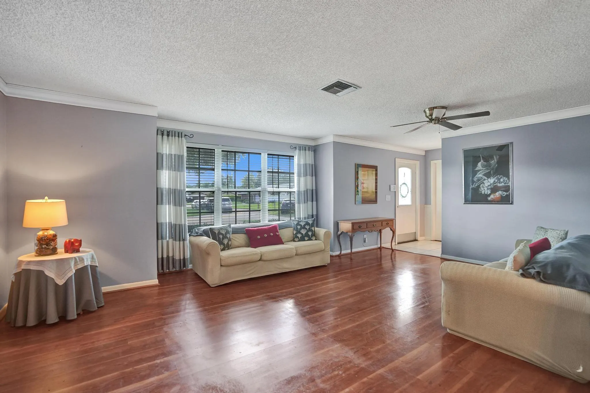 601 NW 76th Ter