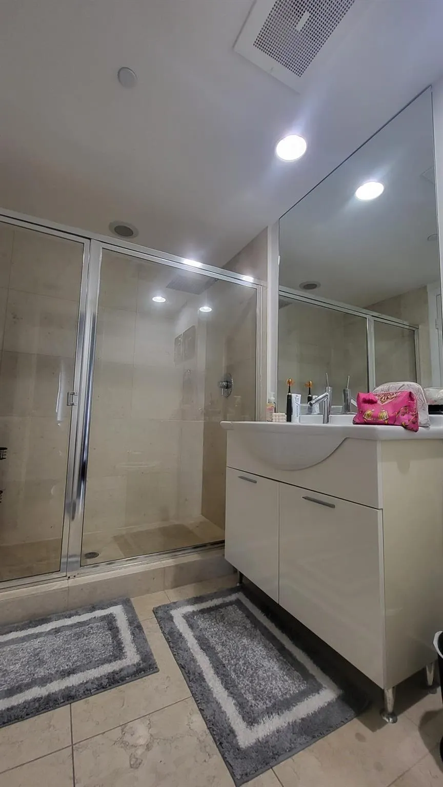 475 Brickell ave, #4913