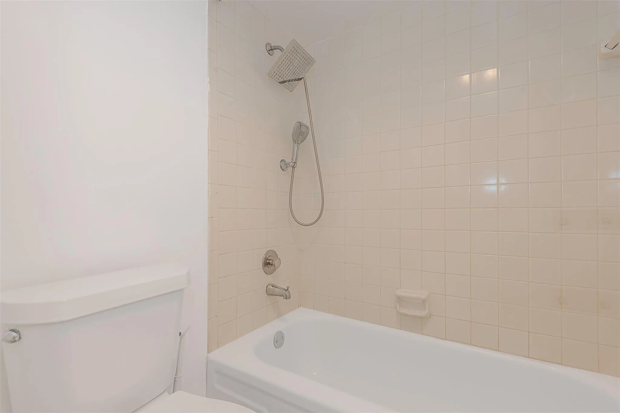 2307 S Cypress Bend Dr, #108A