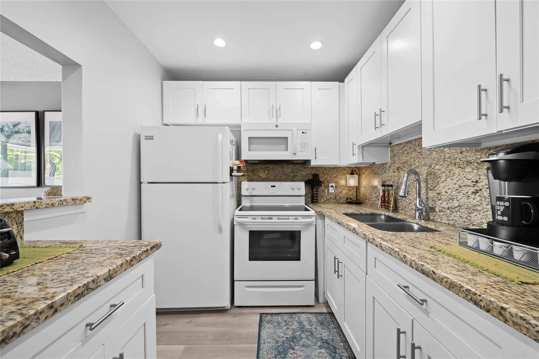 318 Oakridge R, #318