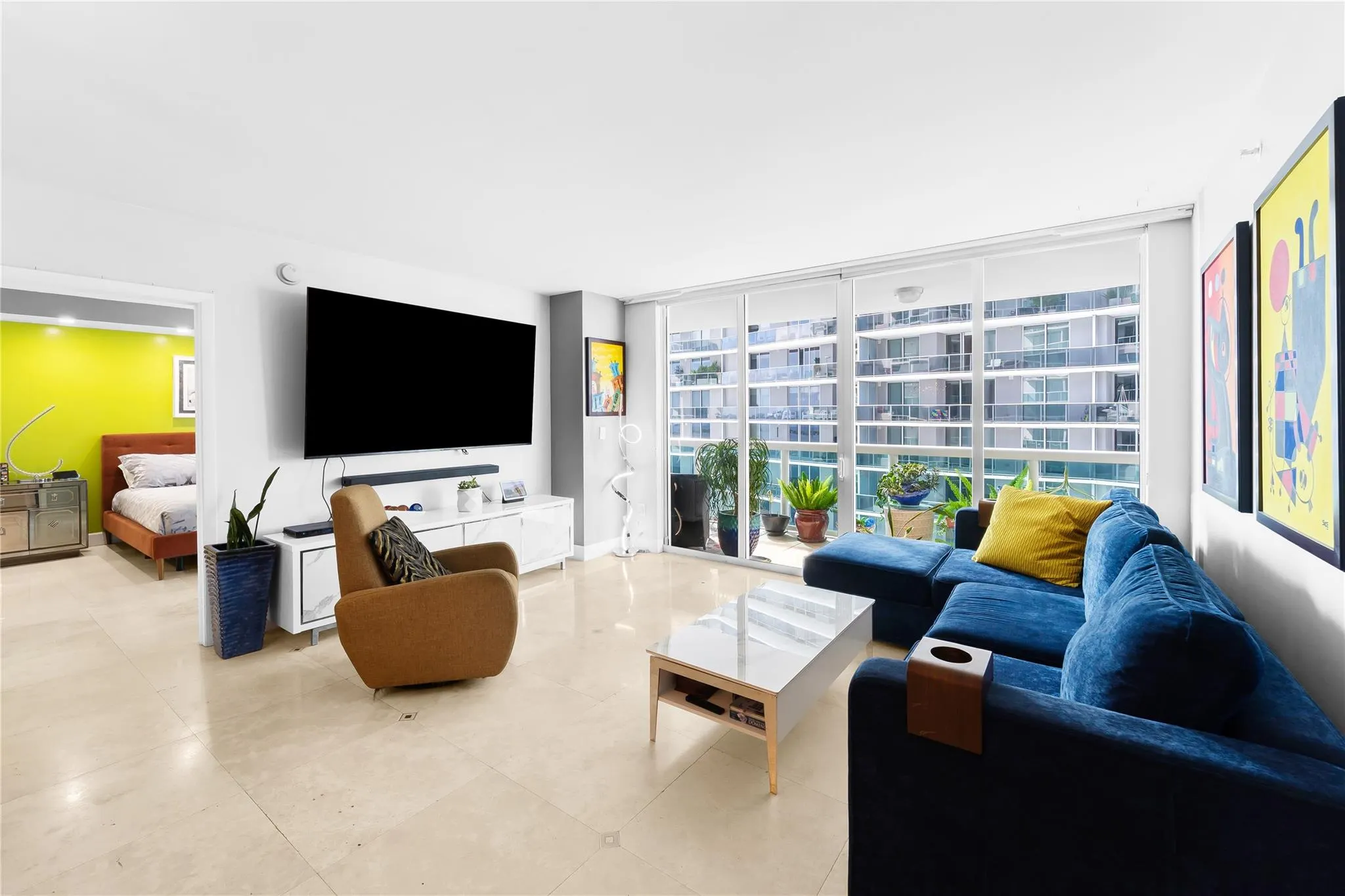 1800 N Bayshore Dr, #2914