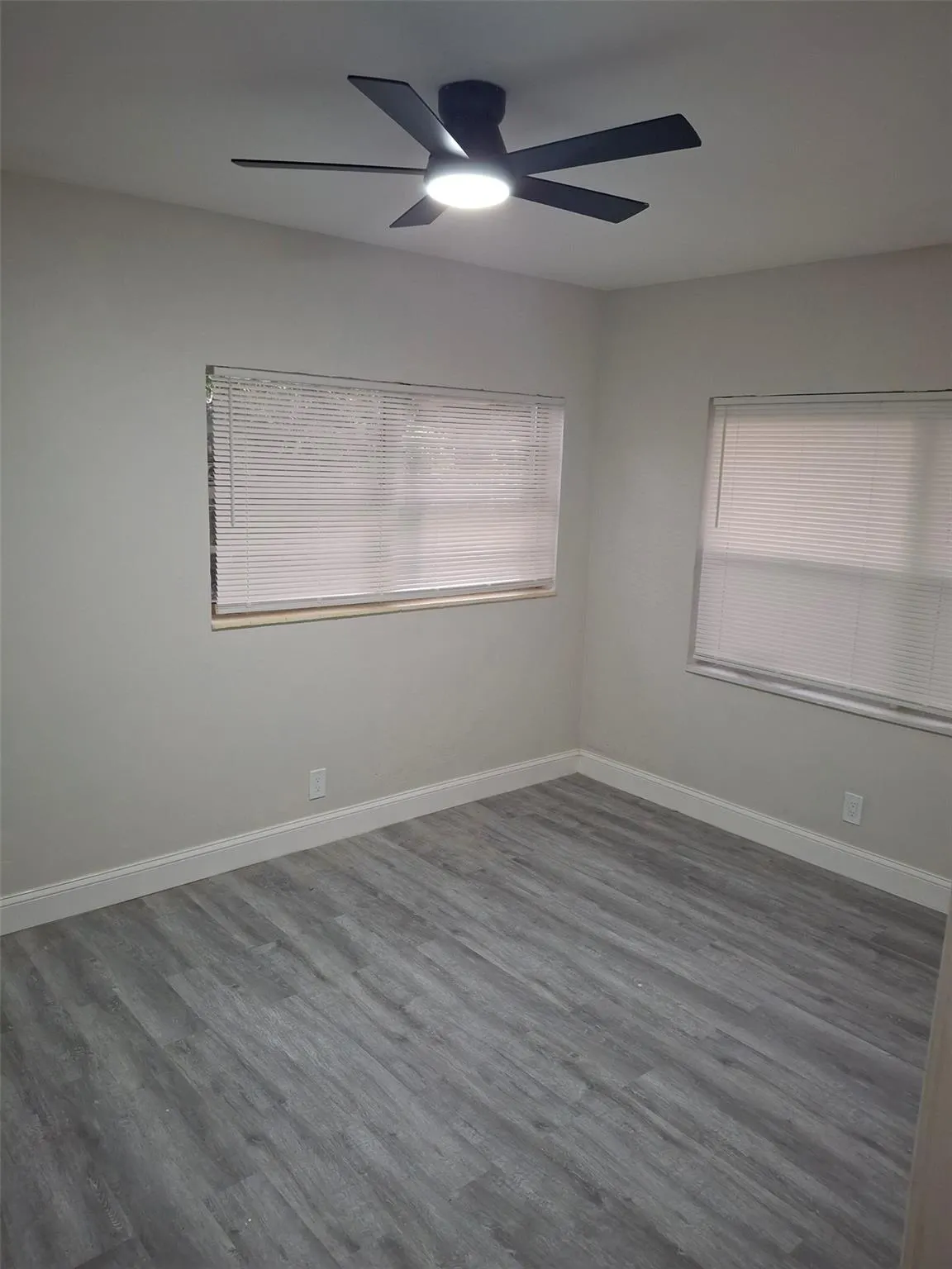 1541 NW 7 Terr