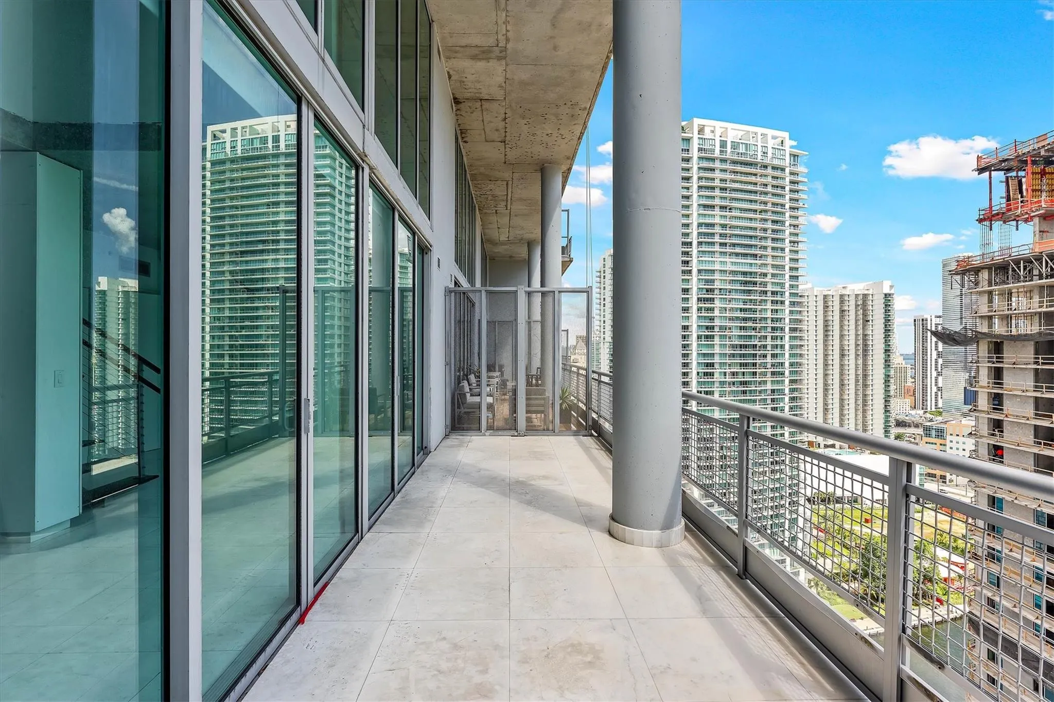 690 SW 1st Ct, #3114