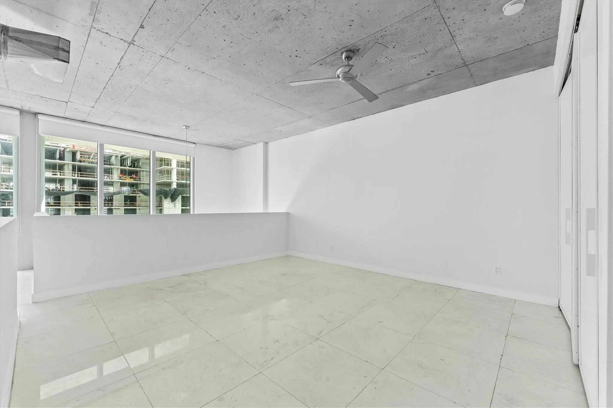 690 SW 1st Ct, #3114
