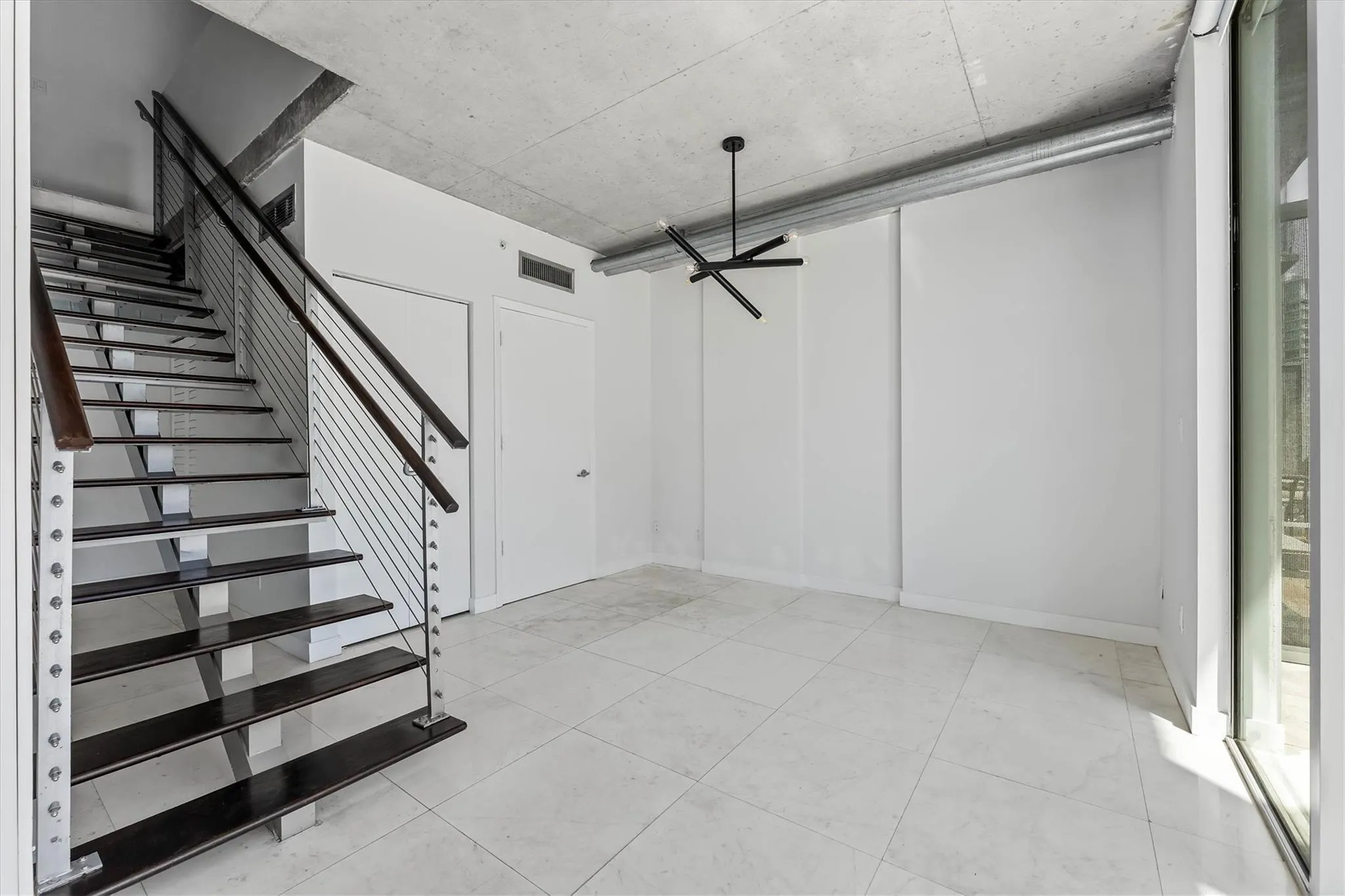 690 SW 1st Ct, #3114