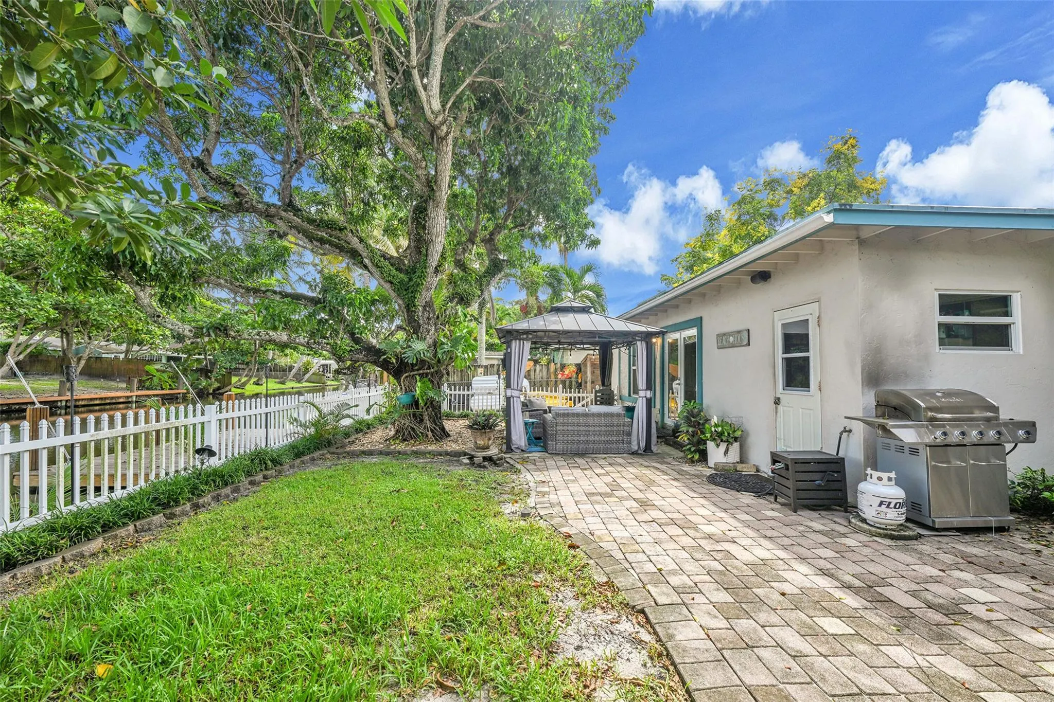 1980 SW 28th Terrace