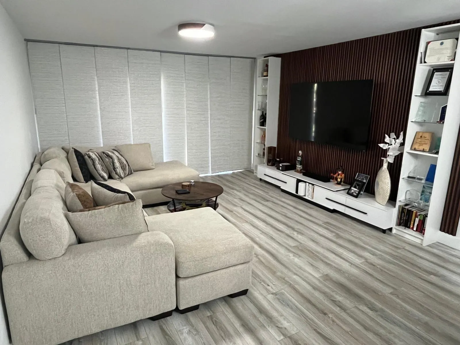491 Racquet Club Rd, #106