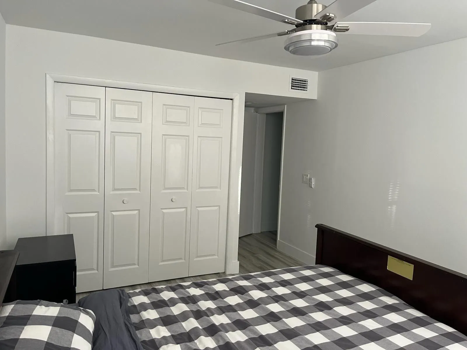 491 Racquet Club Rd, #106