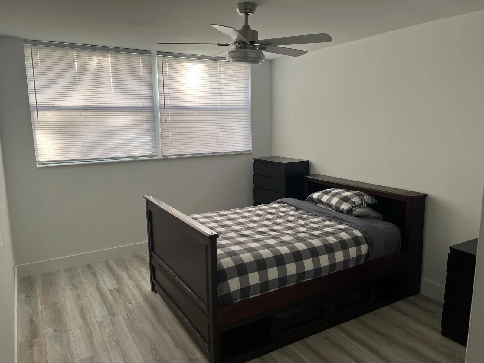 491 Racquet Club Rd, #106