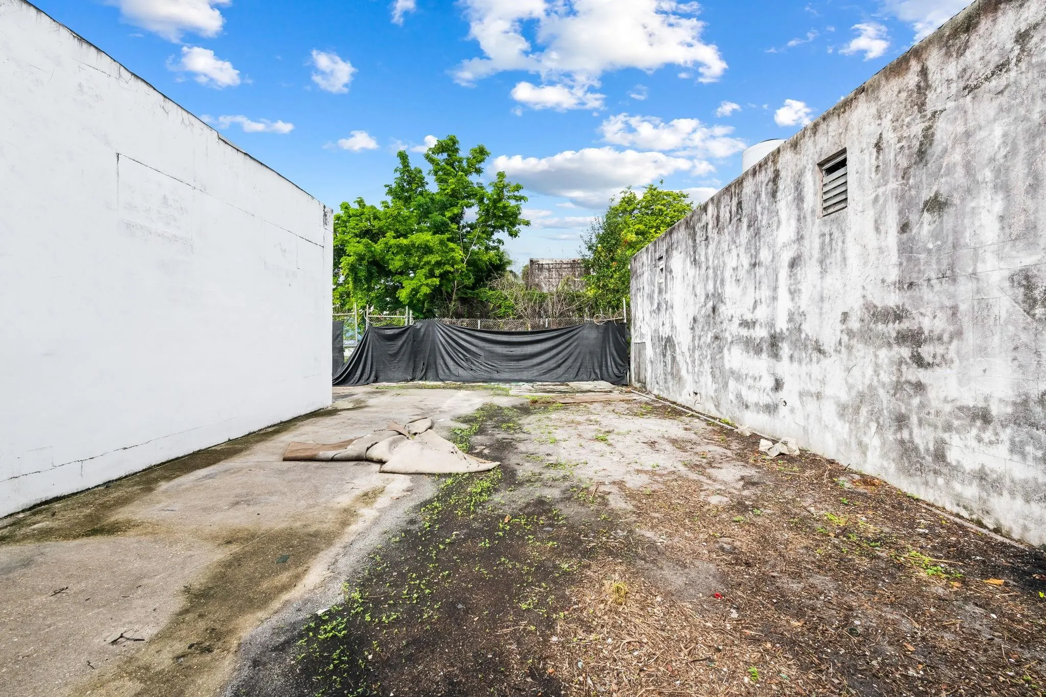 709 NW 8th Ave