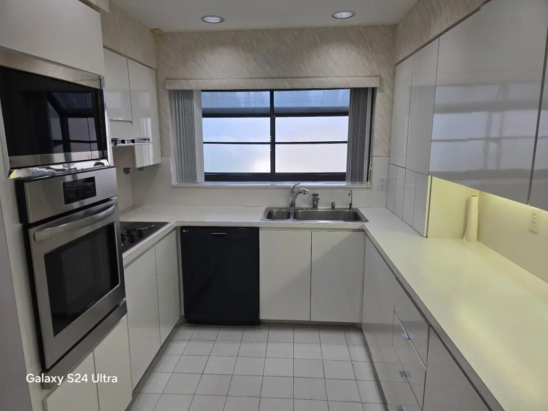 3501 Keyser Ave, #67
