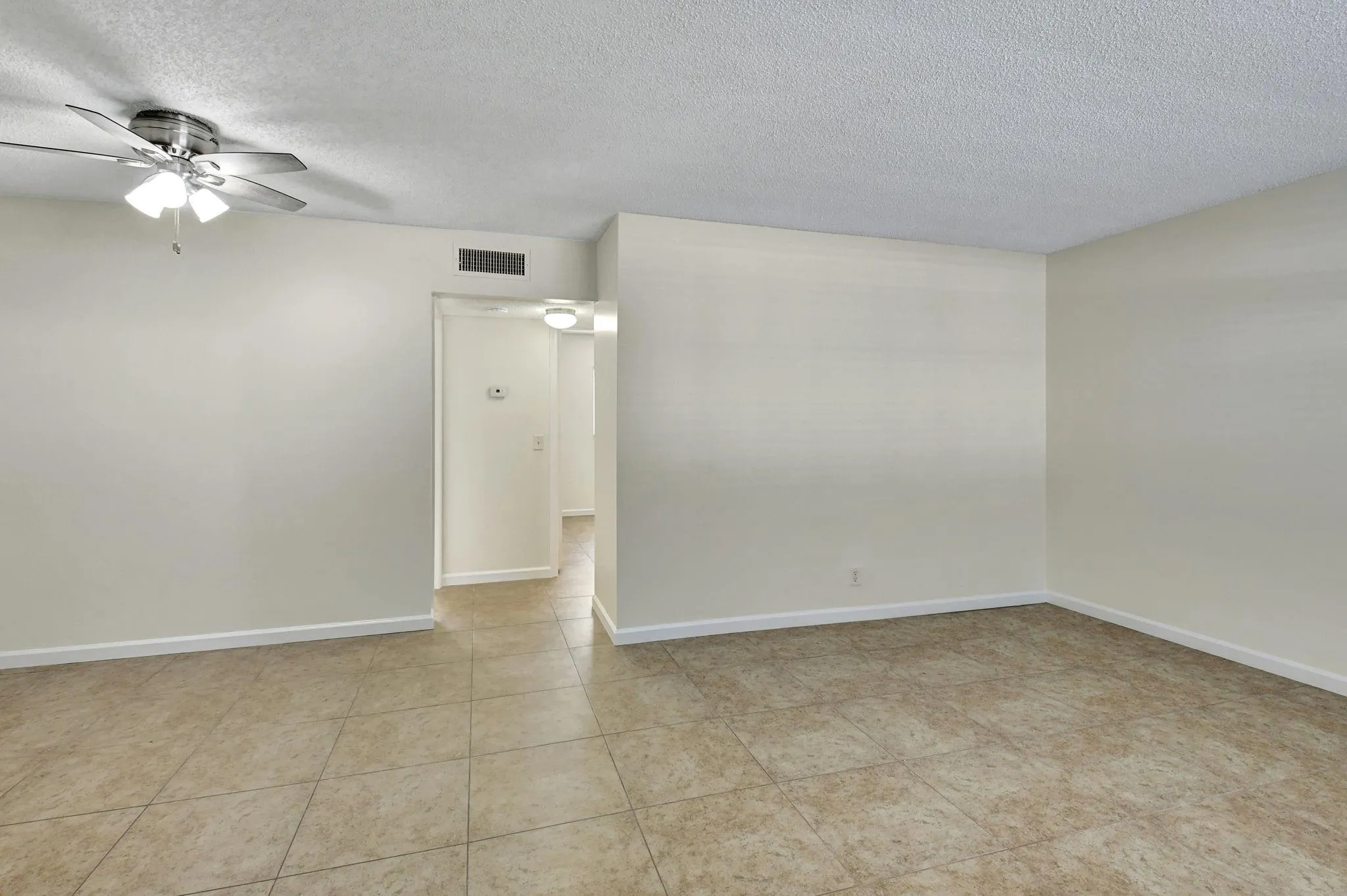 640 NE 6th Ct, #G