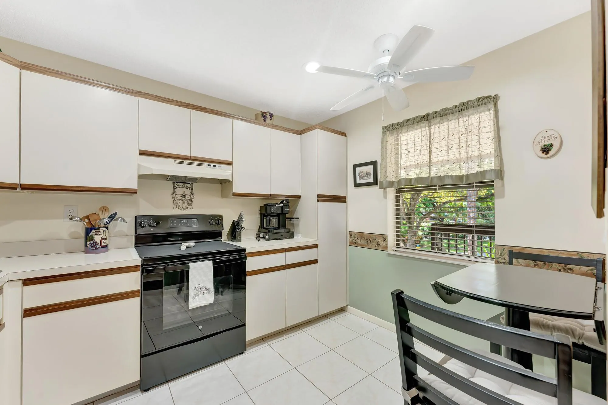 3161 Carambola Cir, #2381