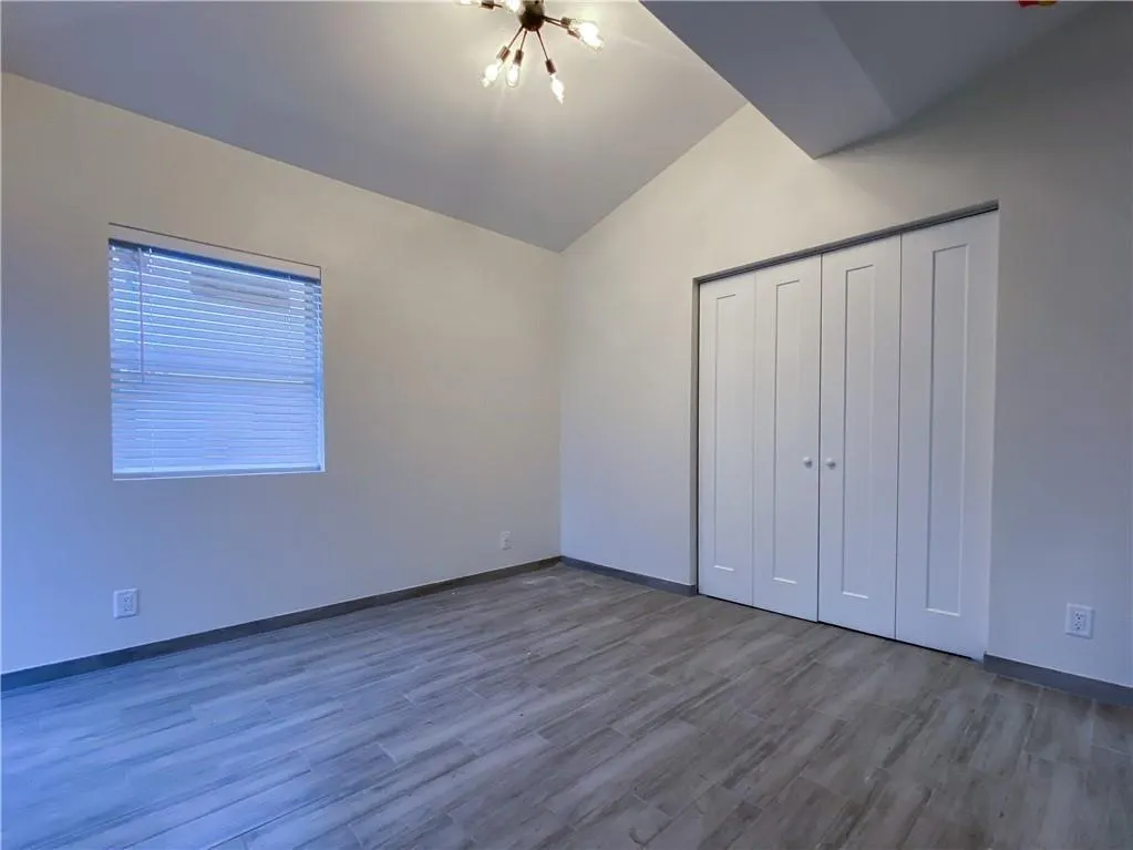 315 SW 7th St, #2