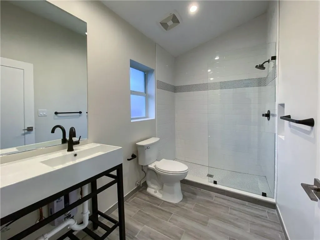 315 SW 7th St, #2