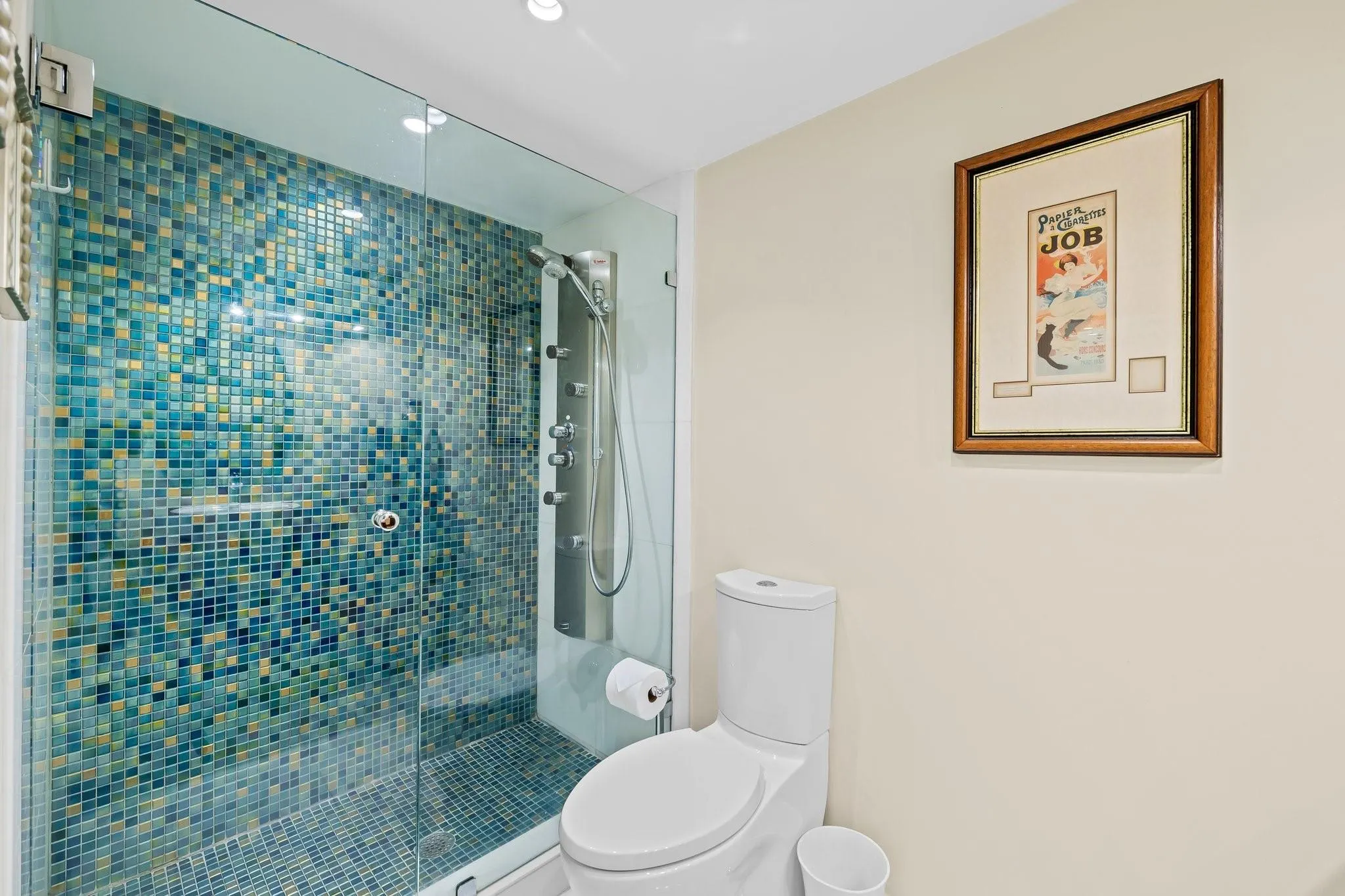 2100 S Ocean Lane, #1707