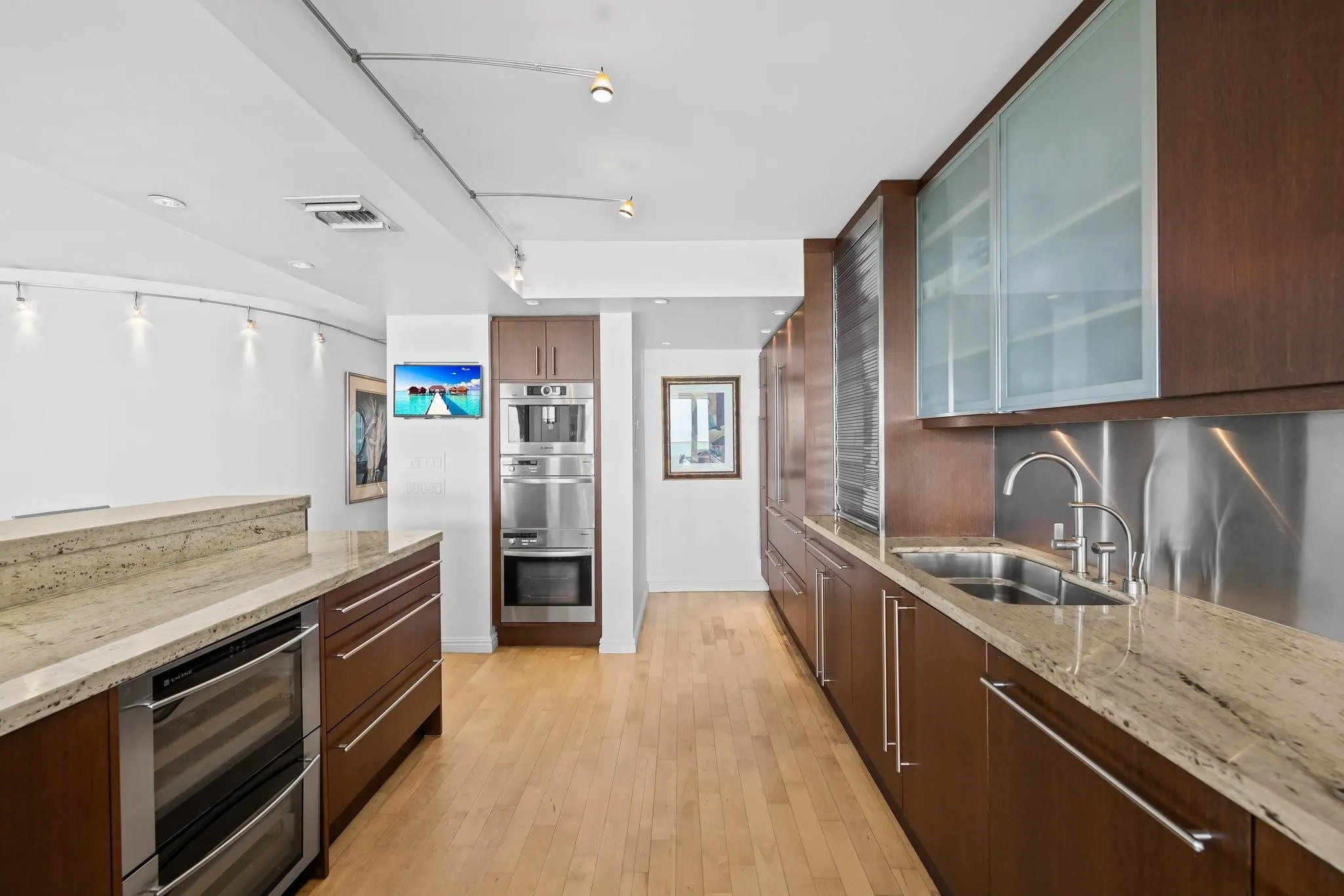 2100 S Ocean Lane, #1707