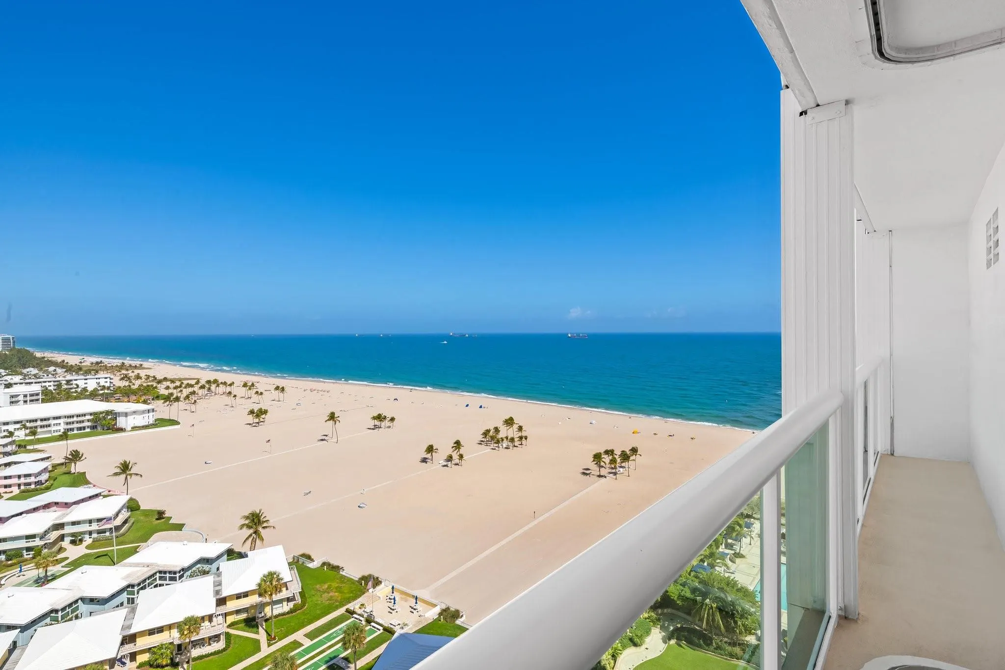 2100 S Ocean Lane, #1707