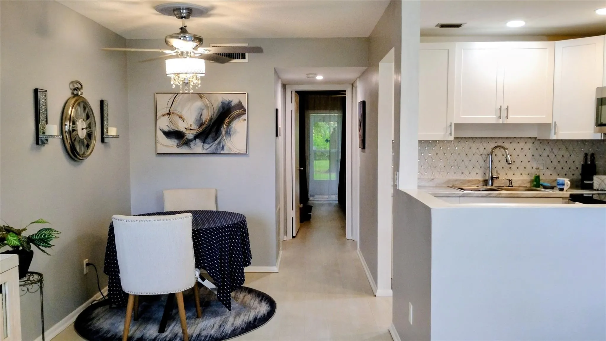 1225 NW 21st St, #3304