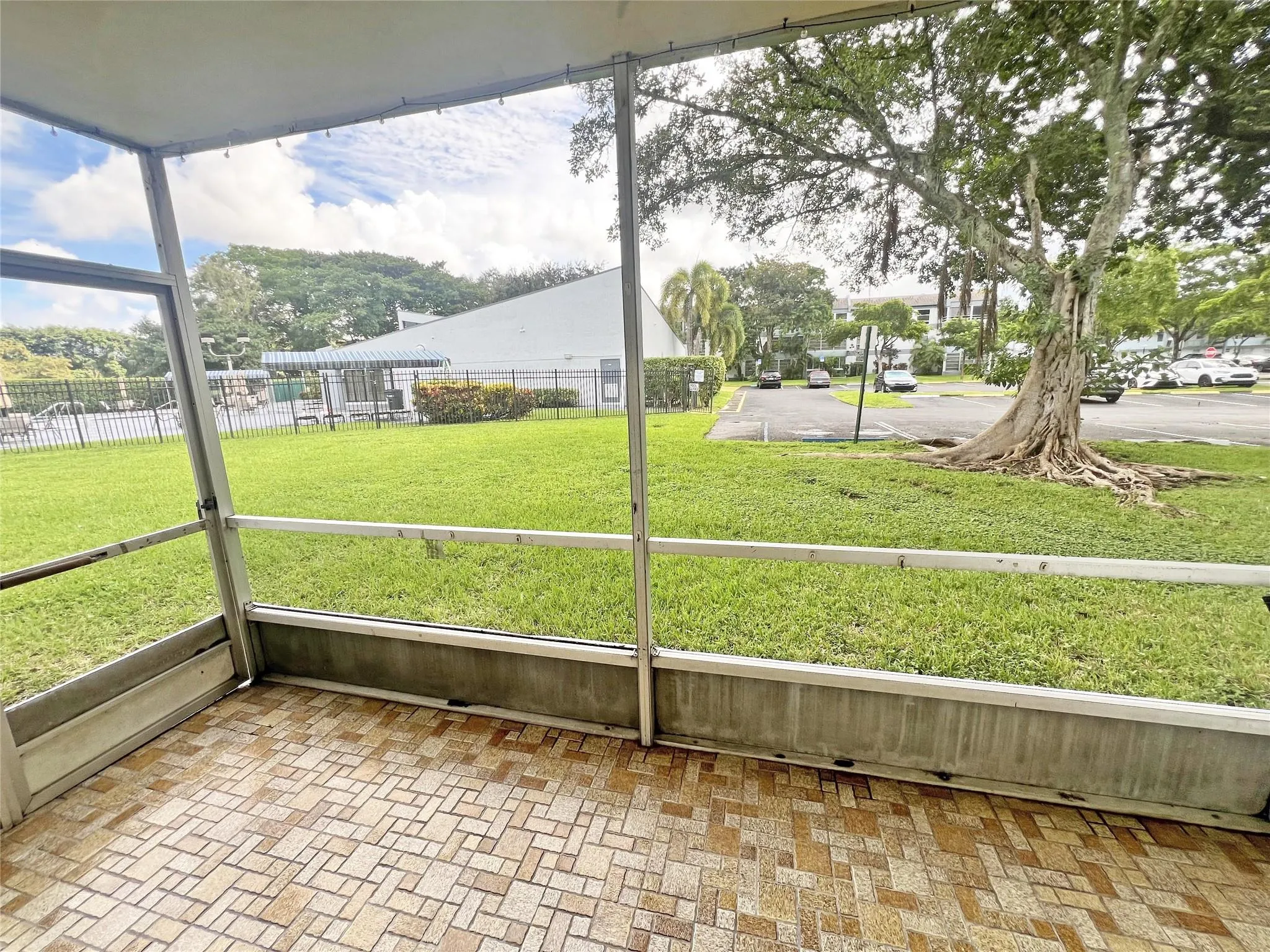8390 Sands Point Blvd, #108F