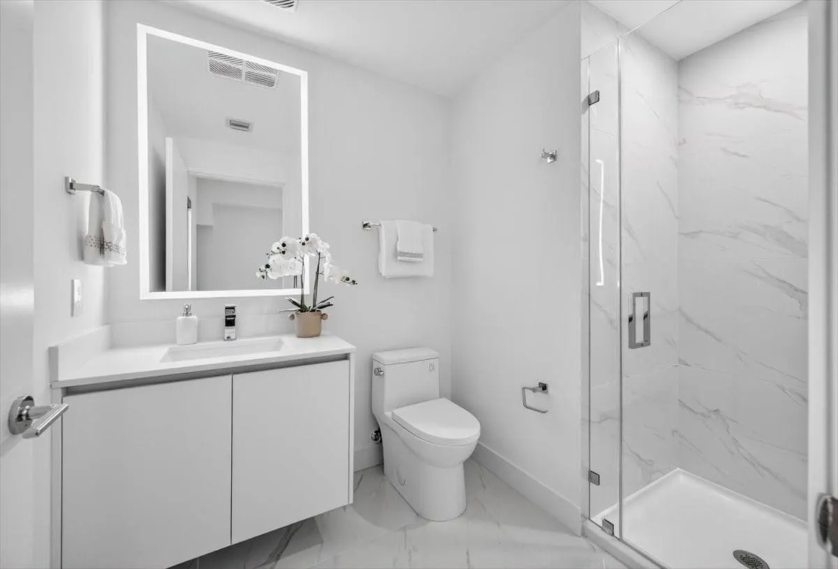 700 NE 24th Street, #4802