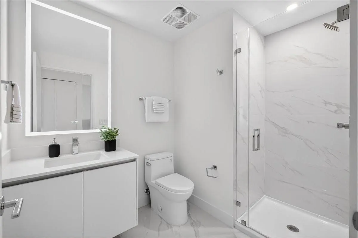 700 NE 24th Street, #4802