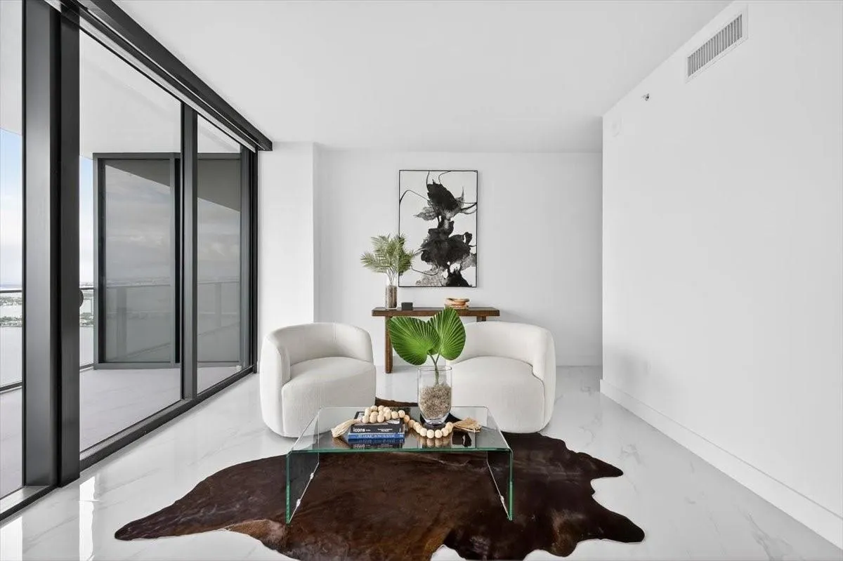 700 NE 24th Street, #4802