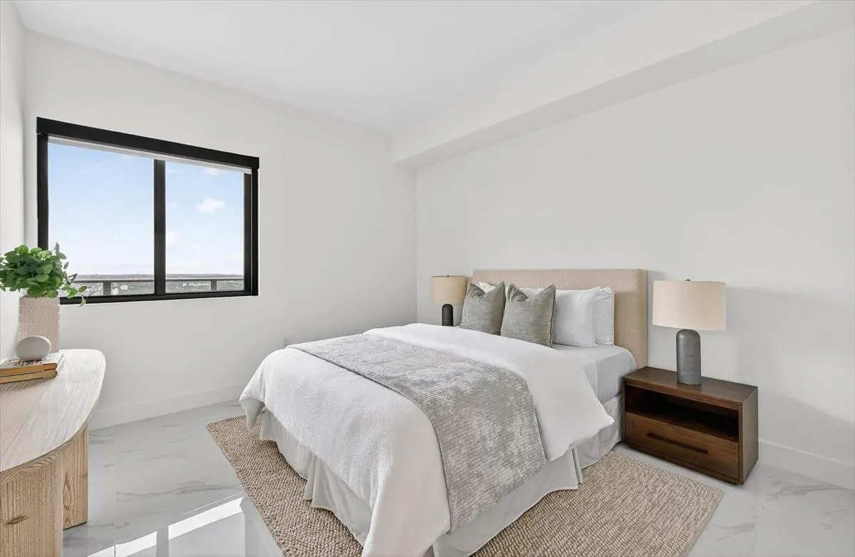 700 NE 24th Street, #4802