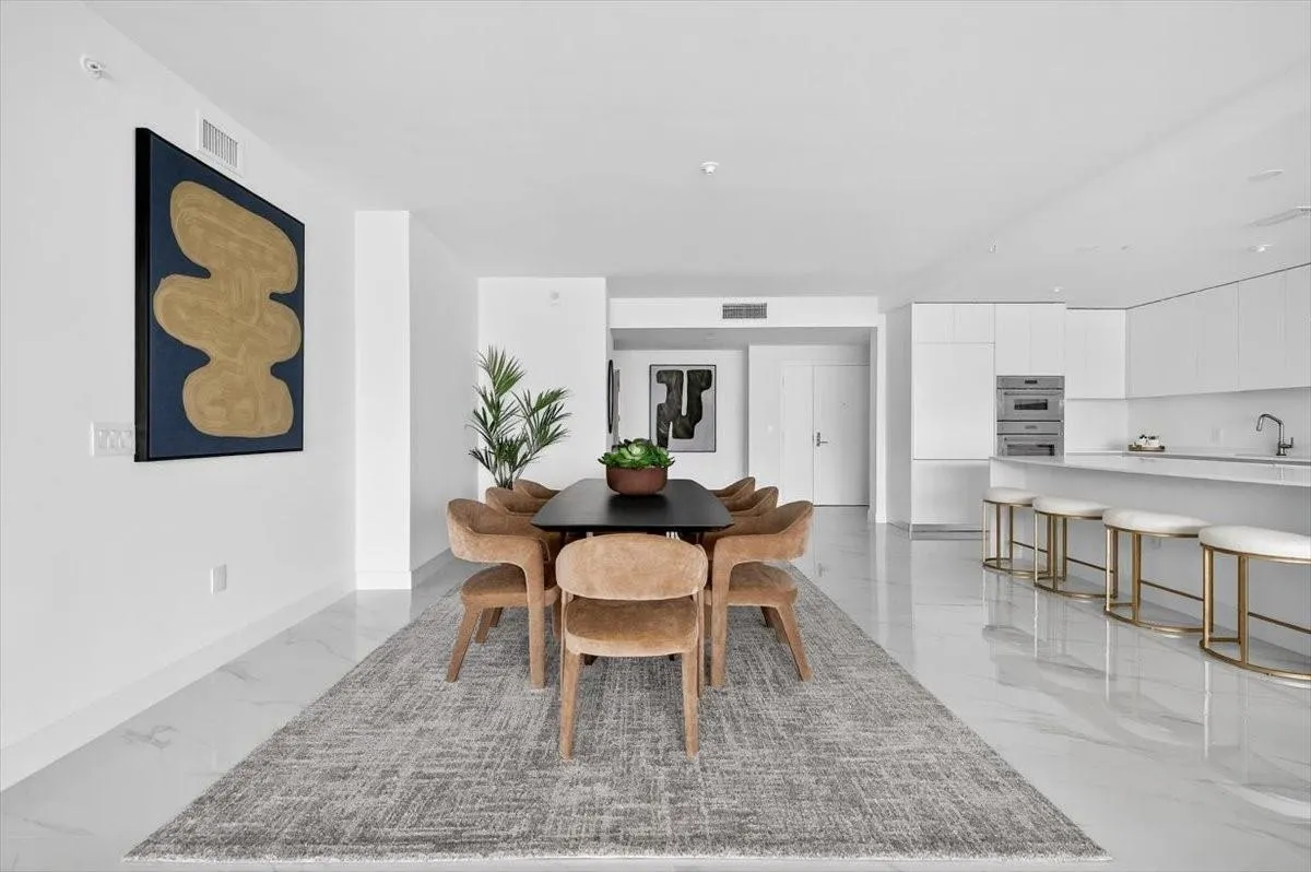 700 NE 24th Street, #4802