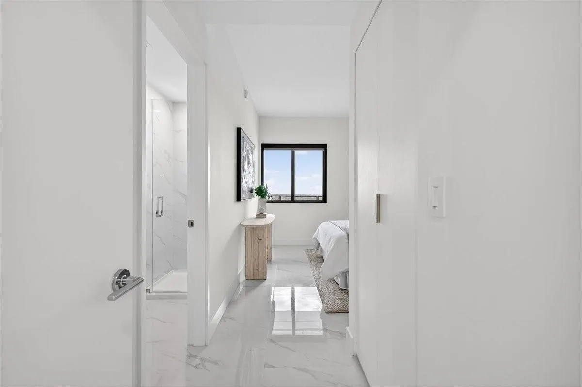 700 NE 24th Street, #4802