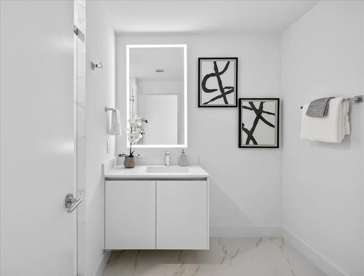 700 NE 24th Street, #4802