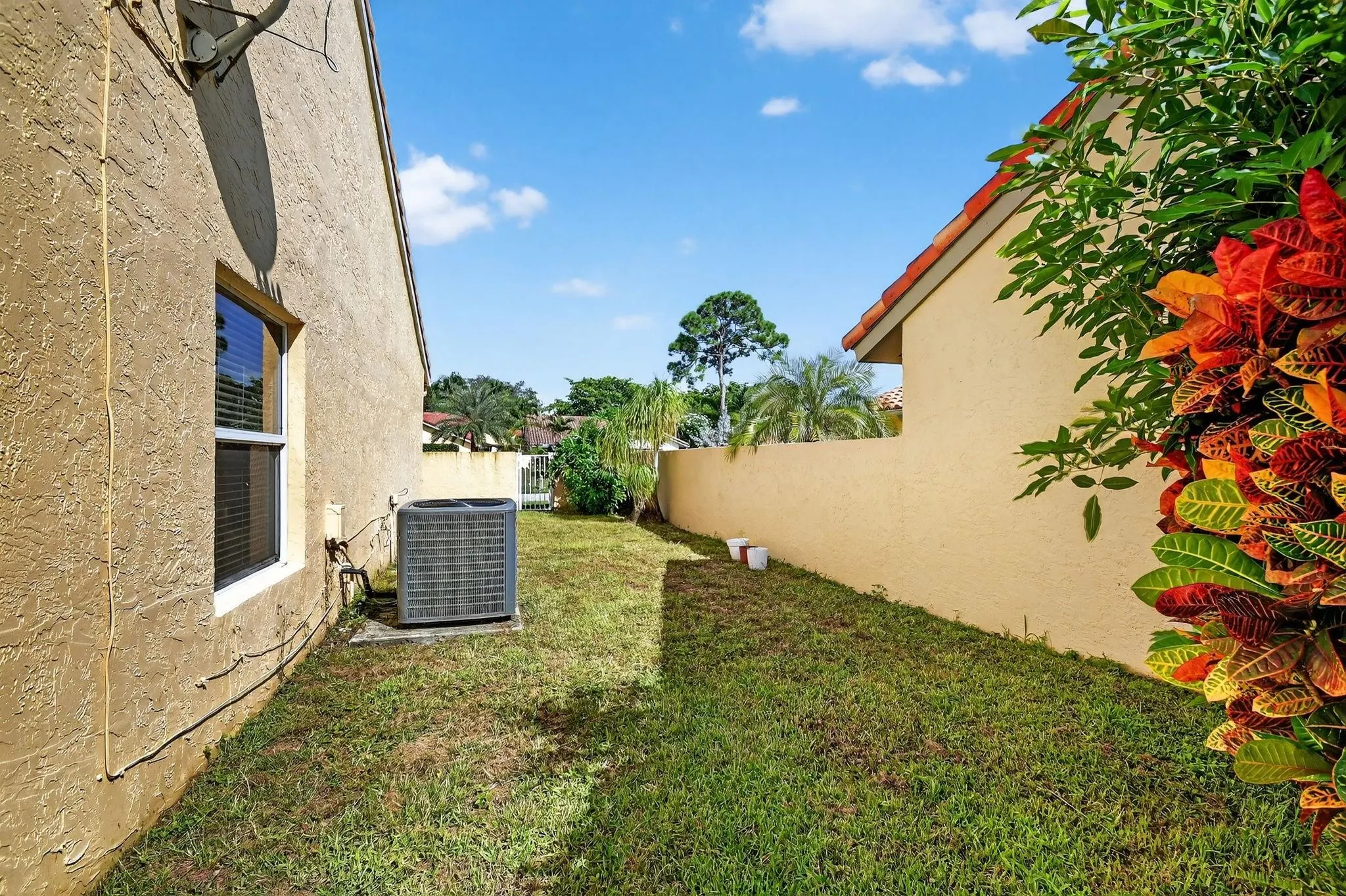 1620 NW 22nd Ave