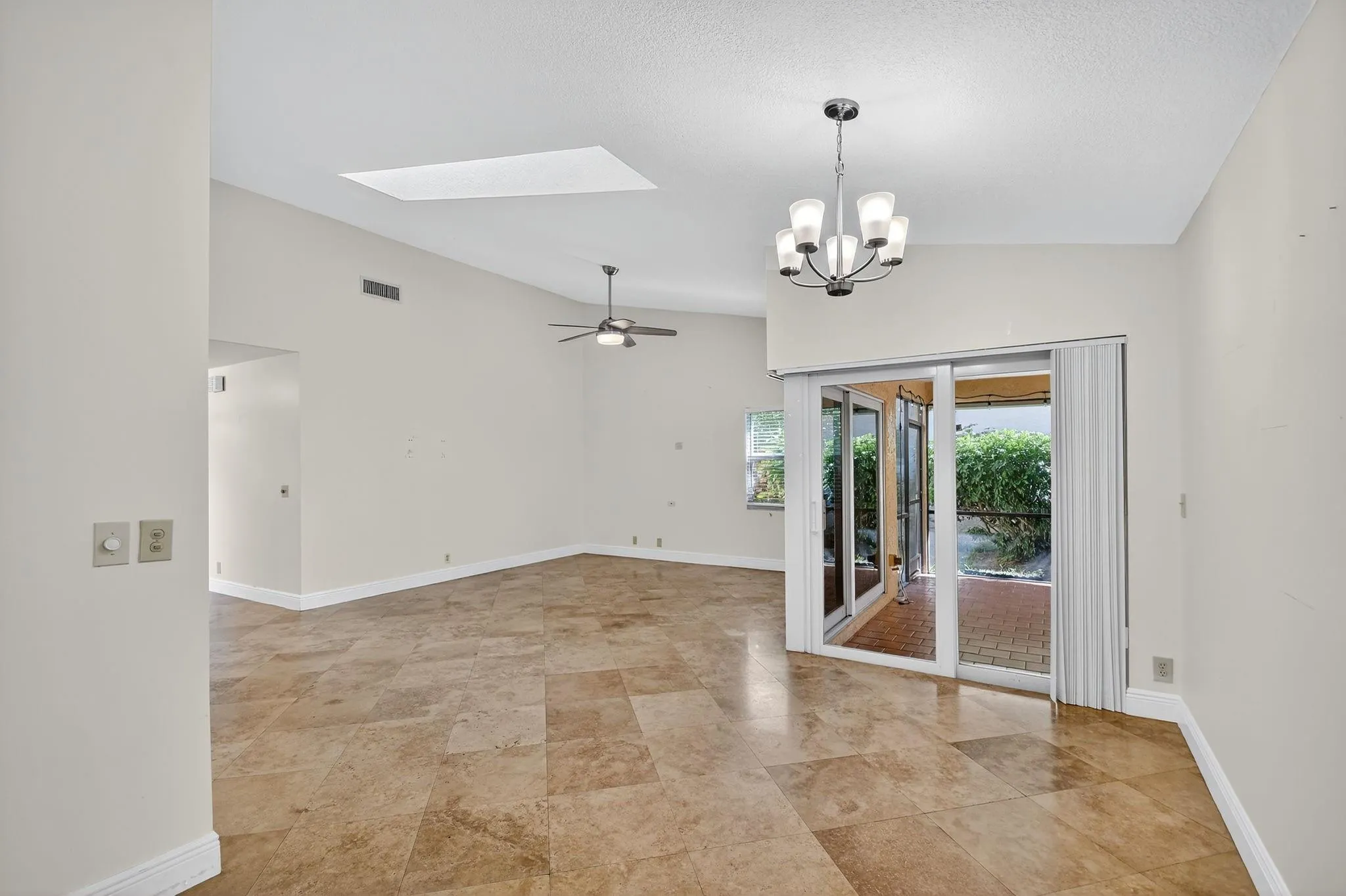 1620 NW 22nd Ave
