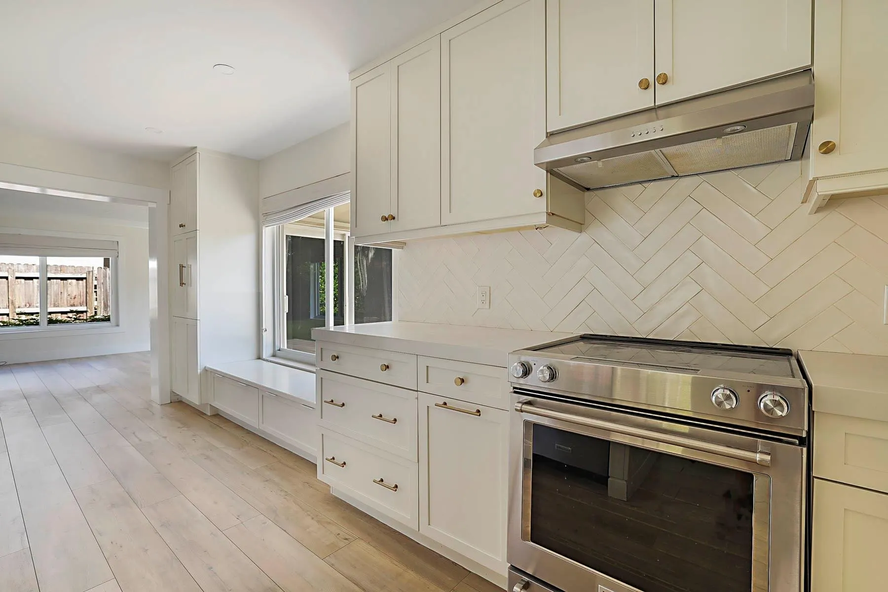 2445 SE 7th st