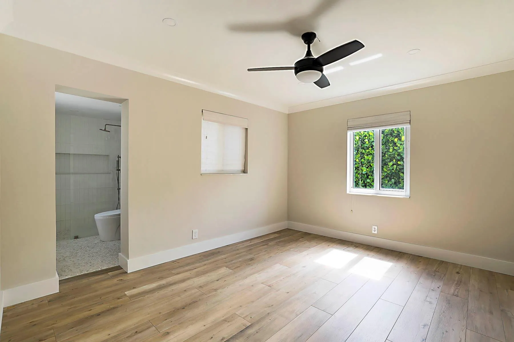 2445 SE 7th st